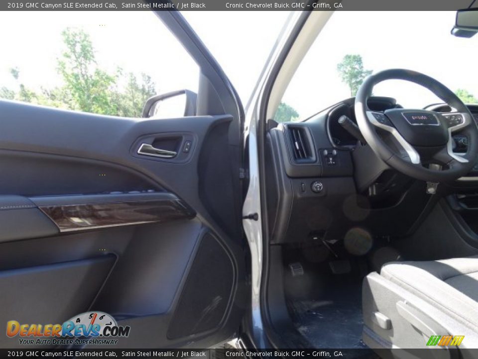2019 GMC Canyon SLE Extended Cab Satin Steel Metallic / Jet Black Photo #12
