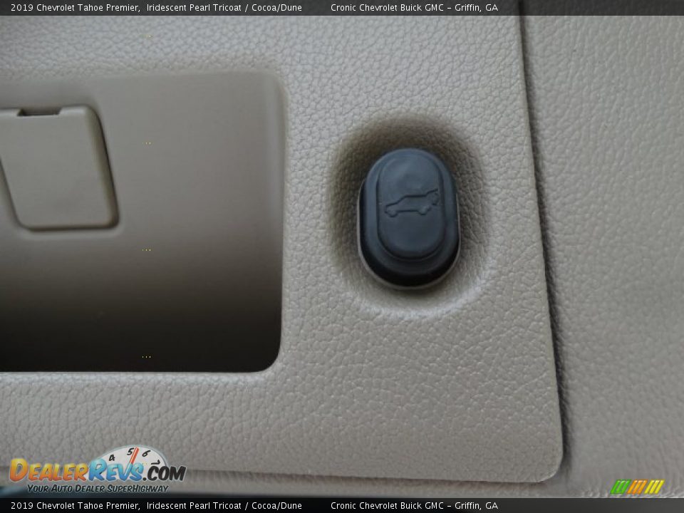 2019 Chevrolet Tahoe Premier Iridescent Pearl Tricoat / Cocoa/Dune Photo #33
