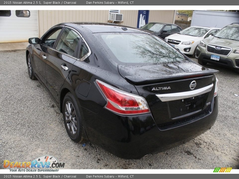 2015 Nissan Altima 2.5 S Super Black / Charcoal Photo #7