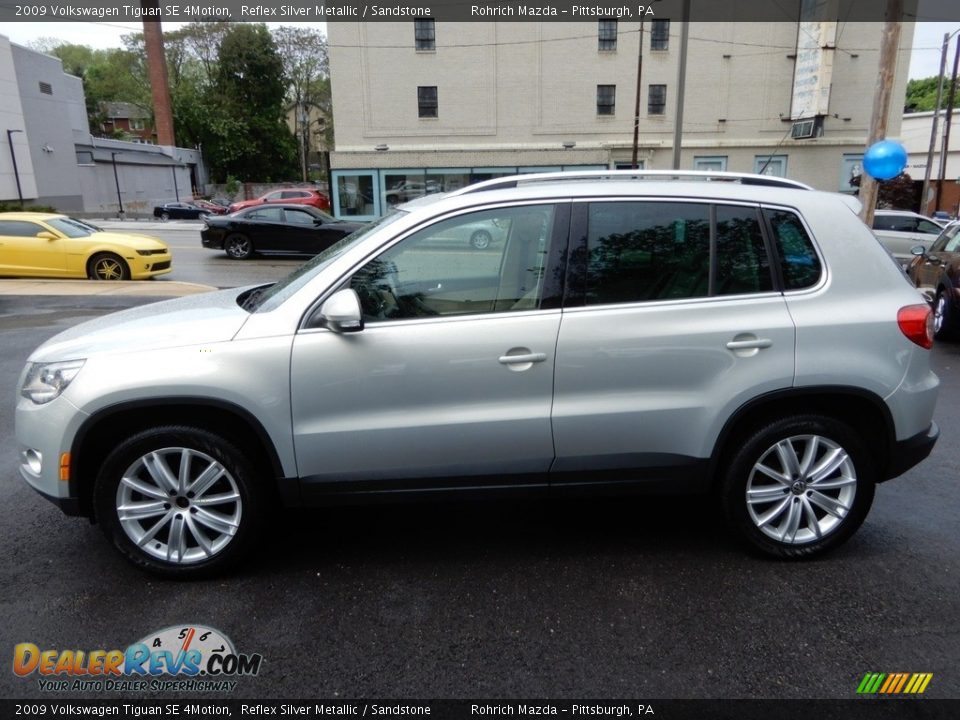 2009 Volkswagen Tiguan SE 4Motion Reflex Silver Metallic / Sandstone Photo #4
