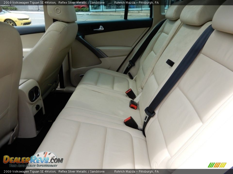 2009 Volkswagen Tiguan SE 4Motion Reflex Silver Metallic / Sandstone Photo #7