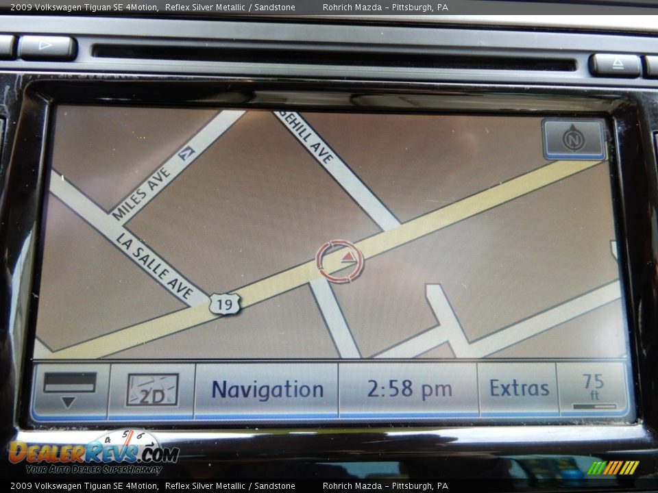 2009 Volkswagen Tiguan SE 4Motion Reflex Silver Metallic / Sandstone Photo #9