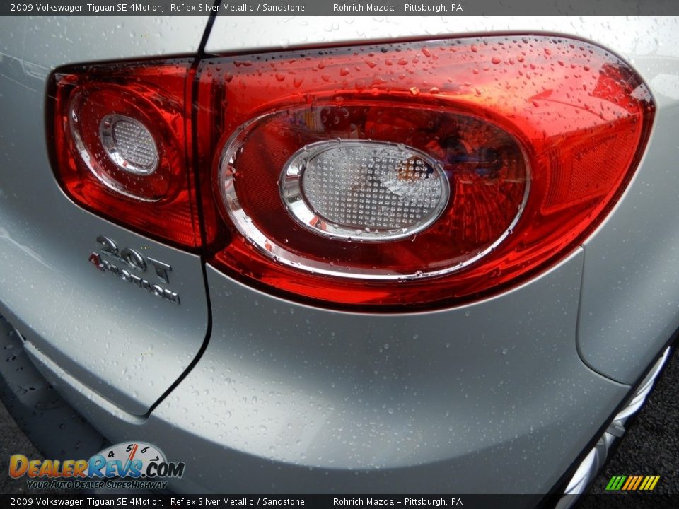 2009 Volkswagen Tiguan SE 4Motion Reflex Silver Metallic / Sandstone Photo #15