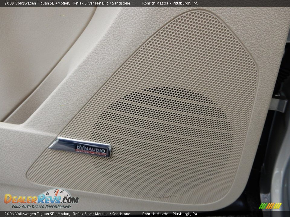 2009 Volkswagen Tiguan SE 4Motion Reflex Silver Metallic / Sandstone Photo #20