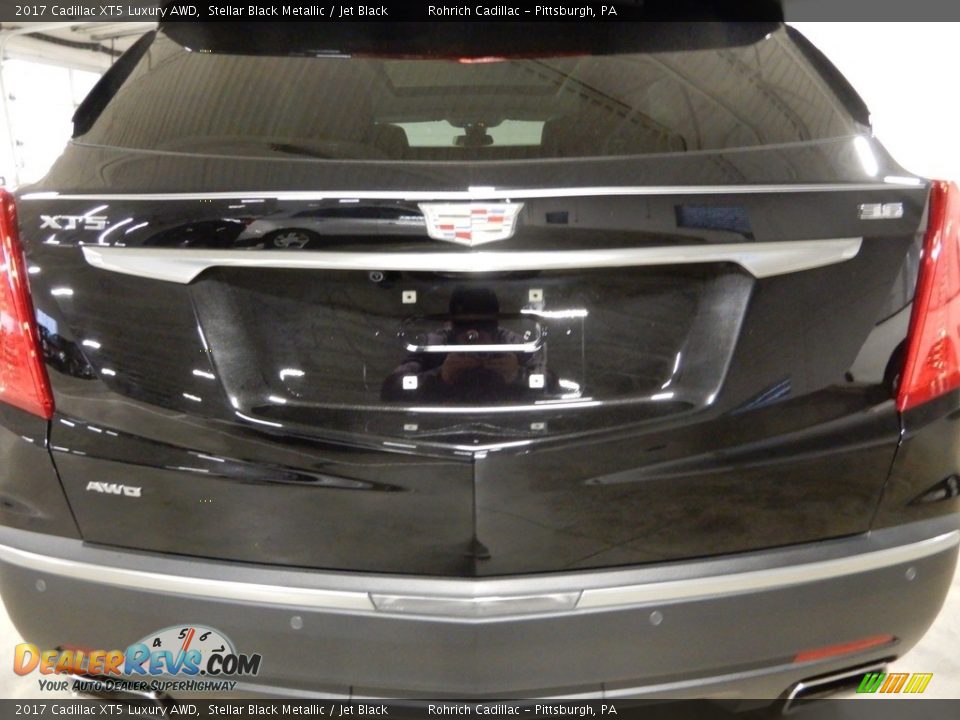 2017 Cadillac XT5 Luxury AWD Stellar Black Metallic / Jet Black Photo #13