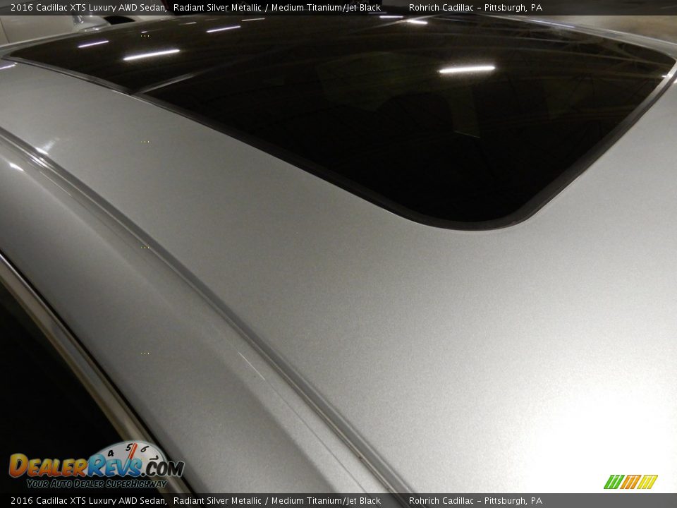2016 Cadillac XTS Luxury AWD Sedan Radiant Silver Metallic / Medium Titanium/Jet Black Photo #14