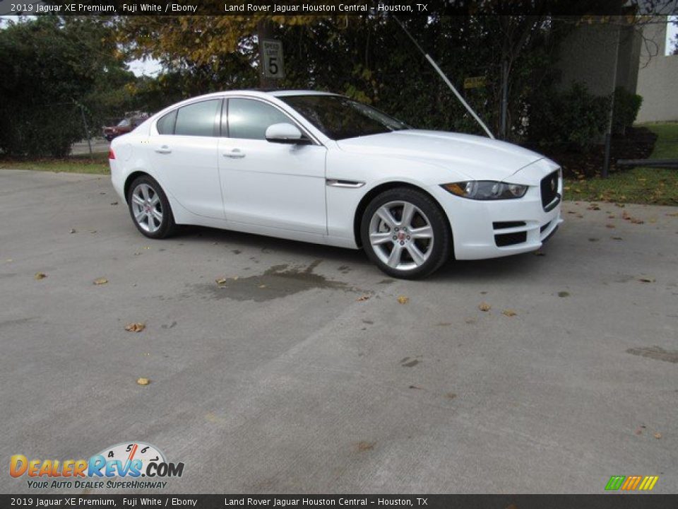 2019 Jaguar XE Premium Fuji White / Ebony Photo #1