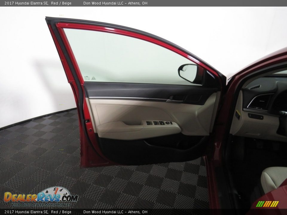 2017 Hyundai Elantra SE Red / Beige Photo #20