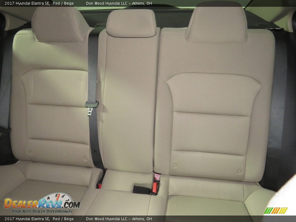 2017 Hyundai Elantra SE Red / Beige Photo #23