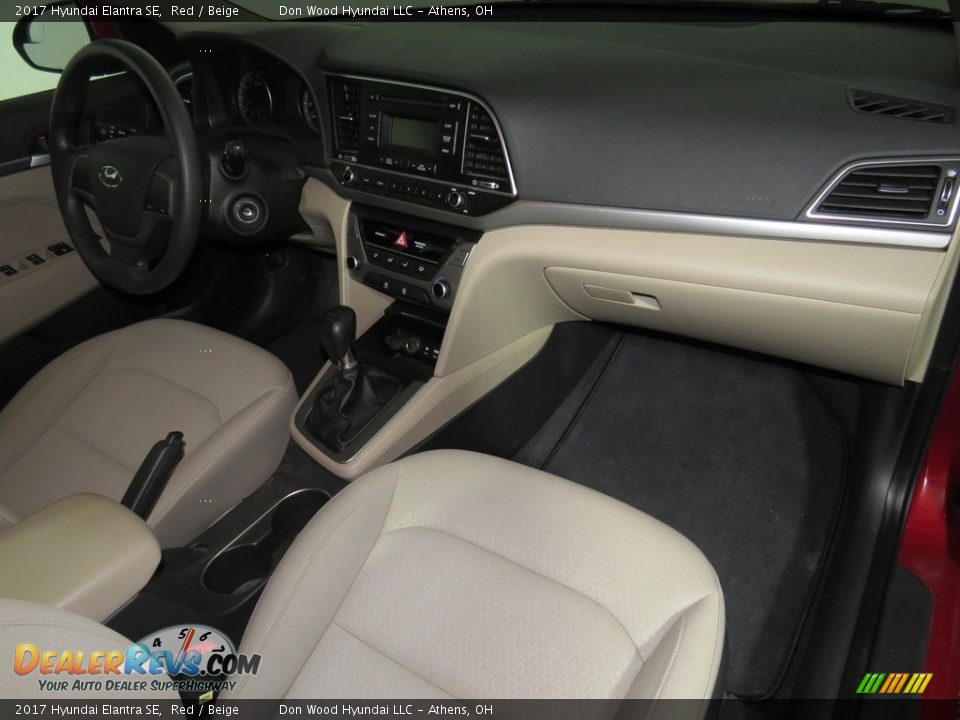 2017 Hyundai Elantra SE Red / Beige Photo #30