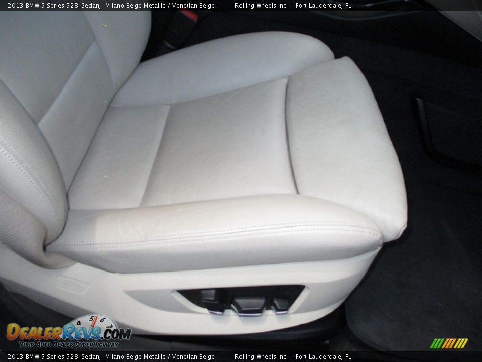2013 BMW 5 Series 528i Sedan Milano Beige Metallic / Venetian Beige Photo #17