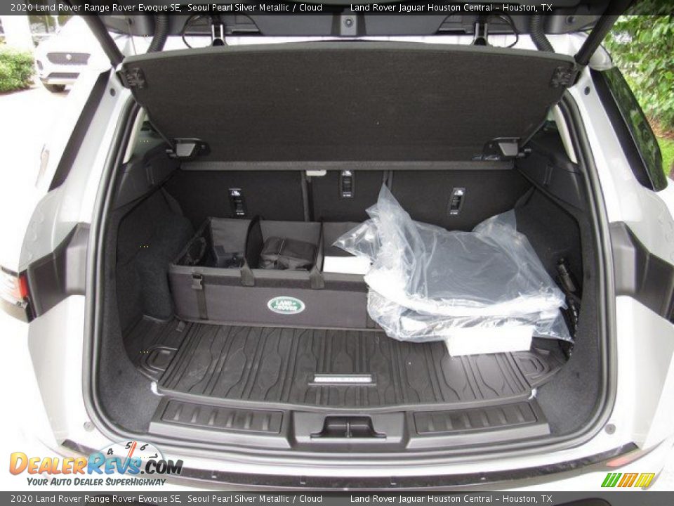 2020 Land Rover Range Rover Evoque SE Trunk Photo #17