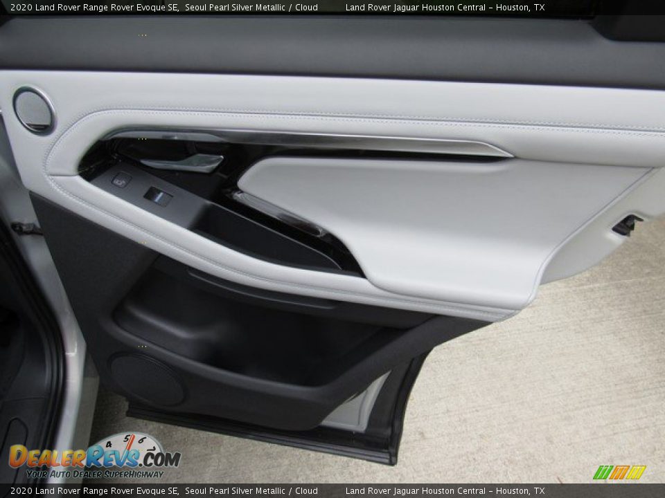 Door Panel of 2020 Land Rover Range Rover Evoque SE Photo #21