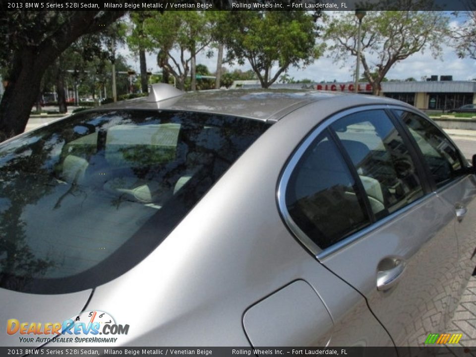 2013 BMW 5 Series 528i Sedan Milano Beige Metallic / Venetian Beige Photo #33