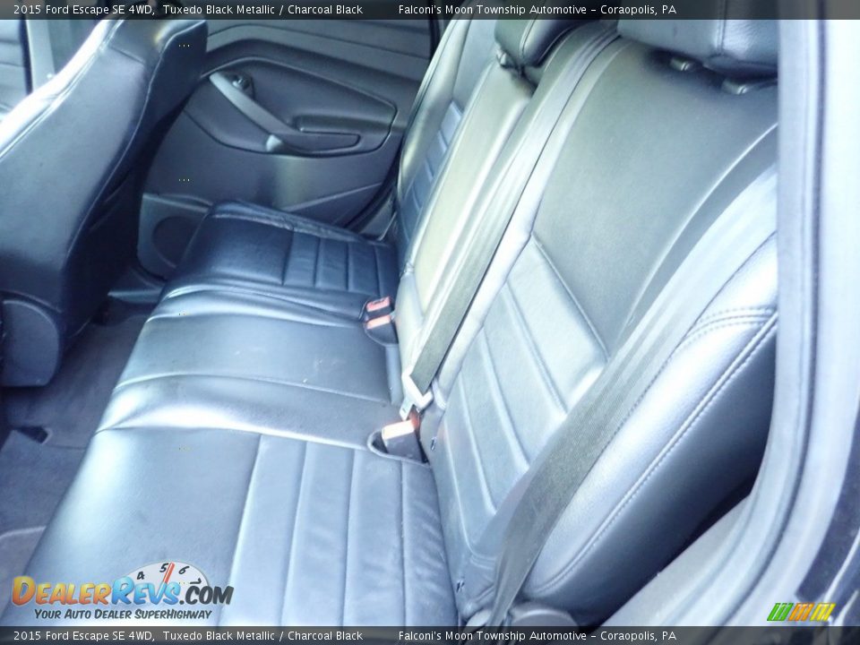 2015 Ford Escape SE 4WD Tuxedo Black Metallic / Charcoal Black Photo #16