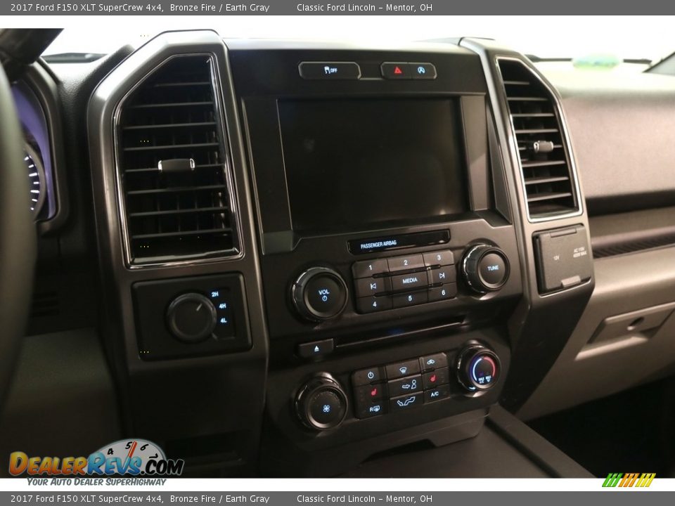 2017 Ford F150 XLT SuperCrew 4x4 Bronze Fire / Earth Gray Photo #9