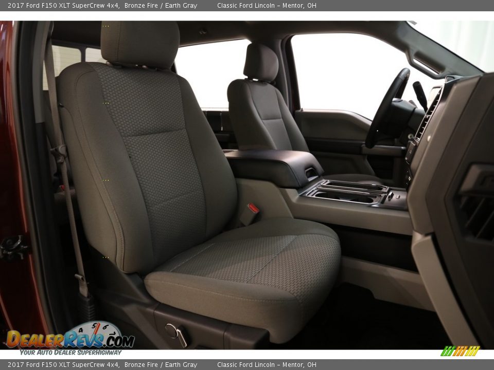 2017 Ford F150 XLT SuperCrew 4x4 Bronze Fire / Earth Gray Photo #18