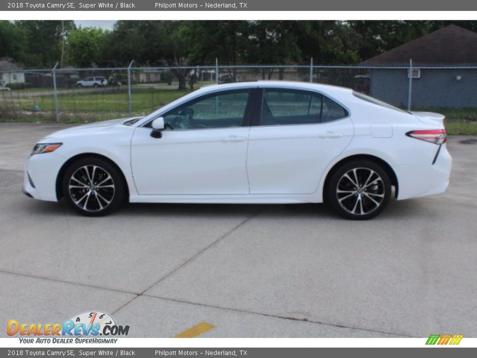 2018 Toyota Camry SE Super White / Black Photo #6