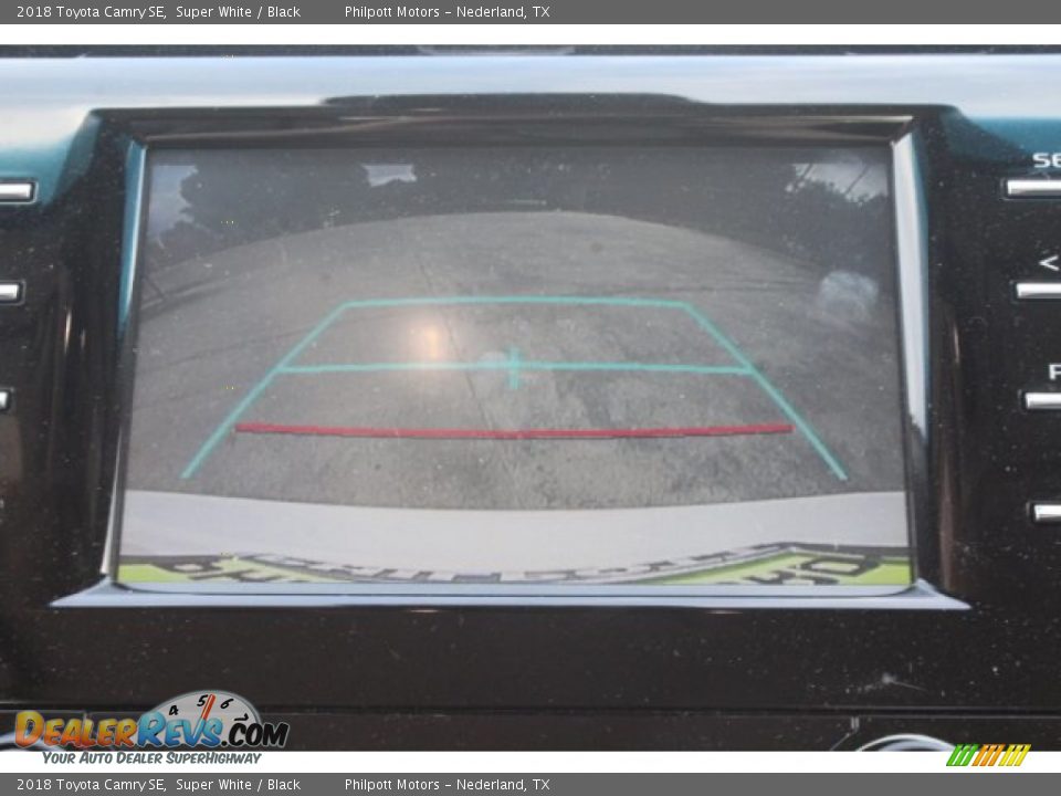 2018 Toyota Camry SE Super White / Black Photo #16