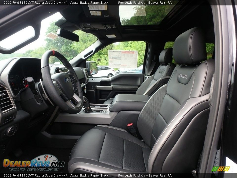 Front Seat of 2019 Ford F150 SVT Raptor SuperCrew 4x4 Photo #10