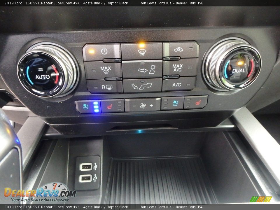 Controls of 2019 Ford F150 SVT Raptor SuperCrew 4x4 Photo #19