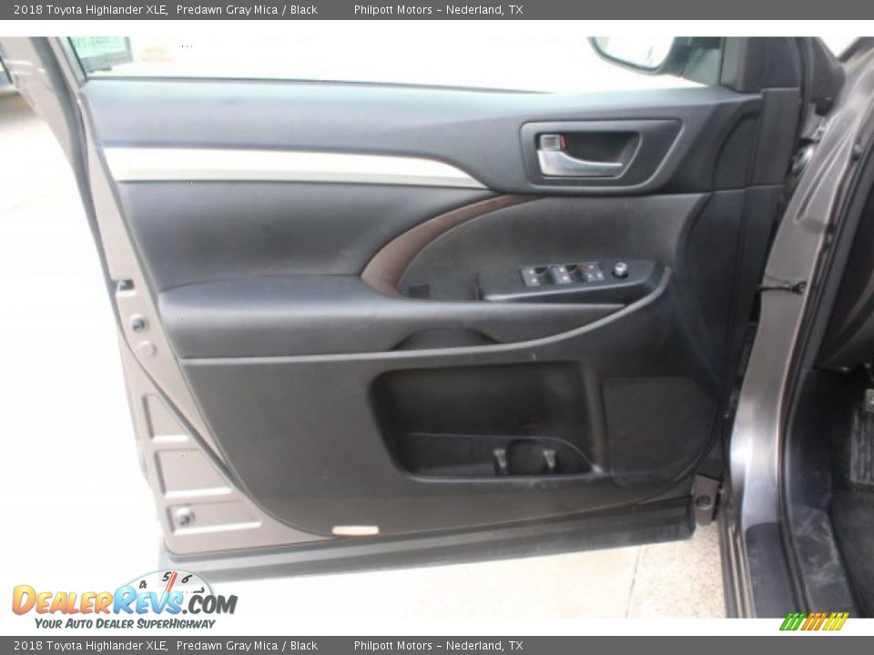 2018 Toyota Highlander XLE Predawn Gray Mica / Black Photo #11