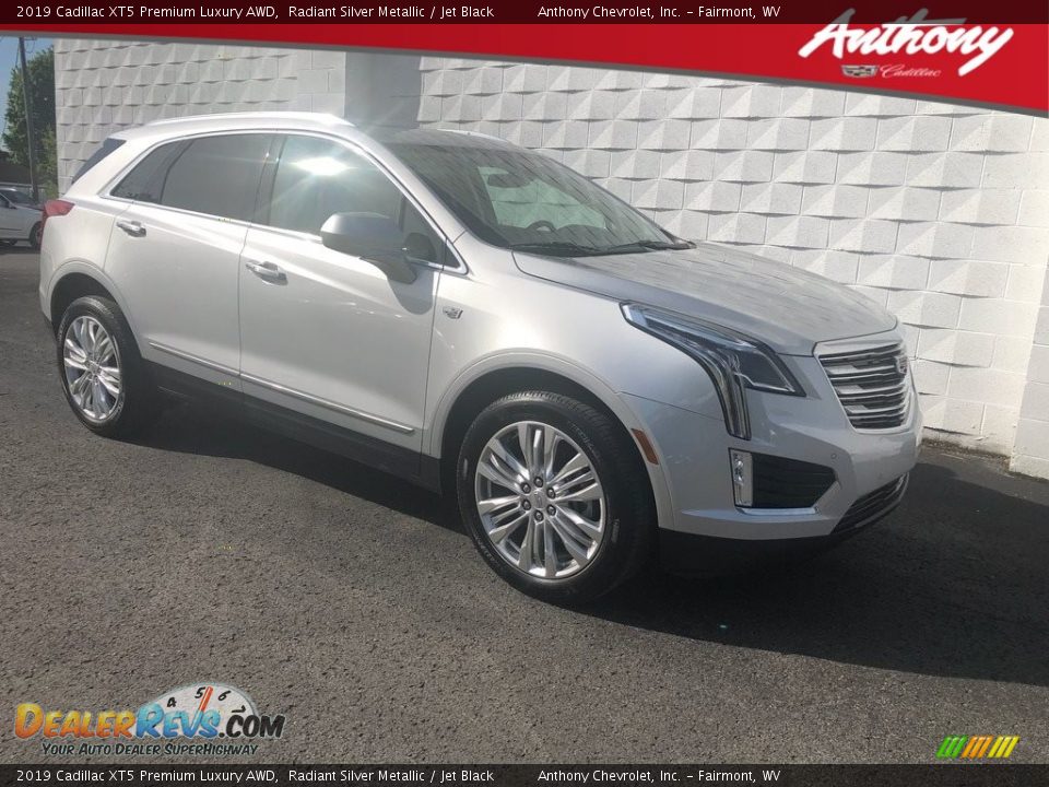 2019 Cadillac XT5 Premium Luxury AWD Radiant Silver Metallic / Jet Black Photo #1