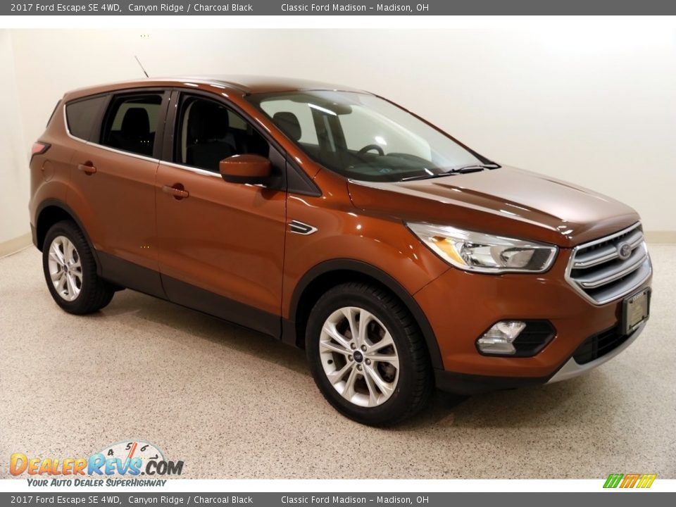 2017 Ford Escape SE 4WD Canyon Ridge / Charcoal Black Photo #1