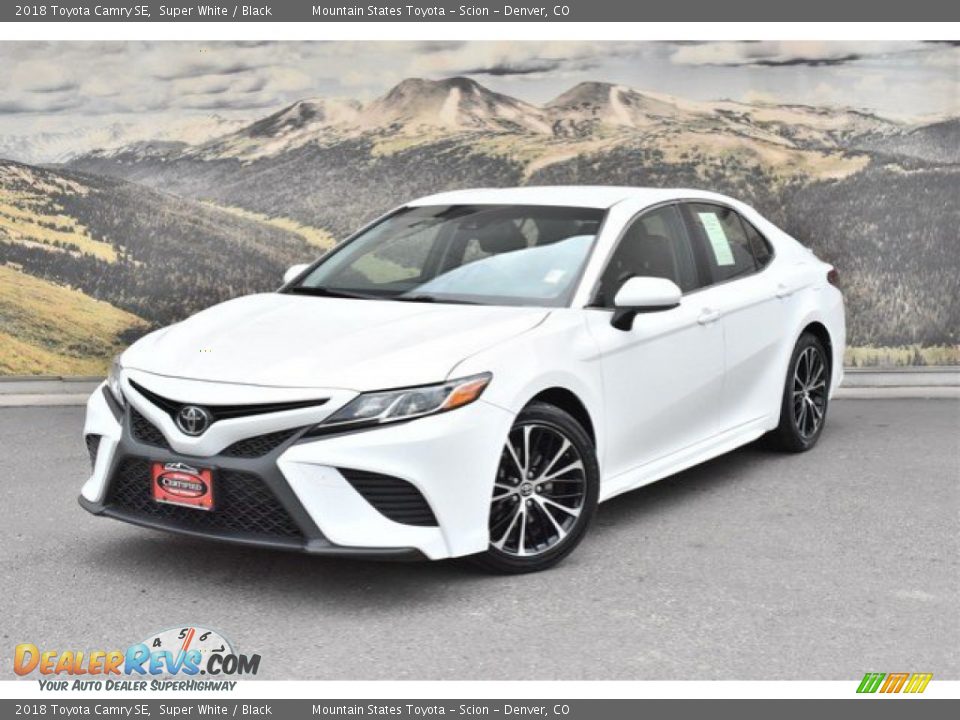 2018 Toyota Camry SE Super White / Black Photo #5