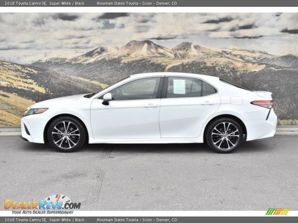 2018 Toyota Camry SE Super White / Black Photo #6