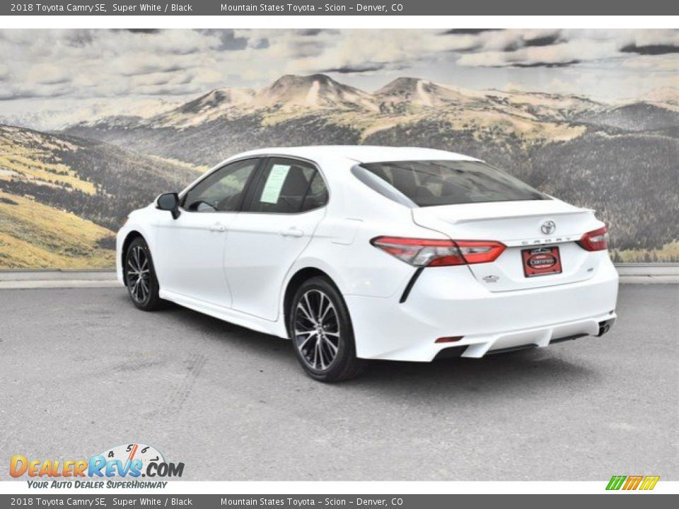 2018 Toyota Camry SE Super White / Black Photo #7