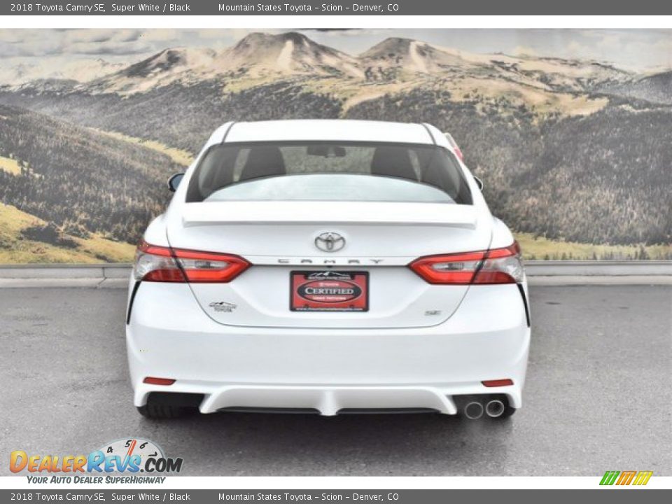 2018 Toyota Camry SE Super White / Black Photo #8