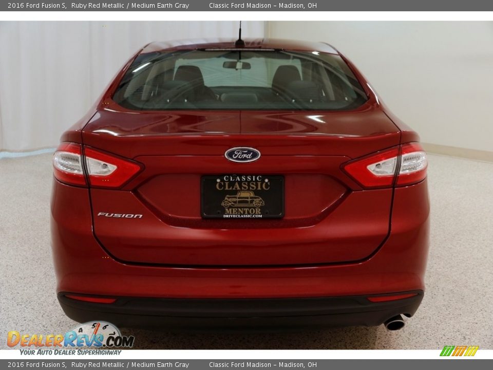 2016 Ford Fusion S Ruby Red Metallic / Medium Earth Gray Photo #15