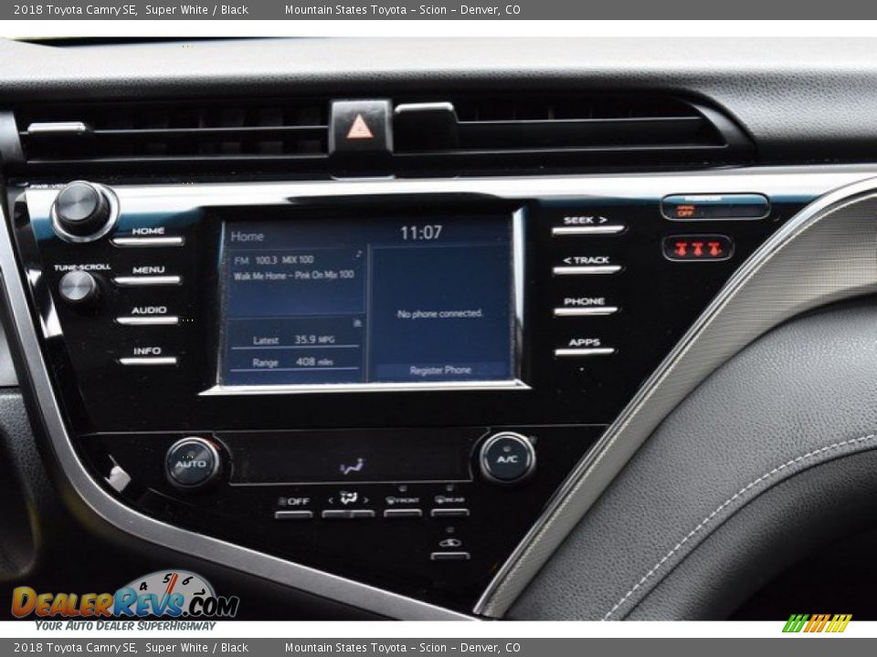2018 Toyota Camry SE Super White / Black Photo #14