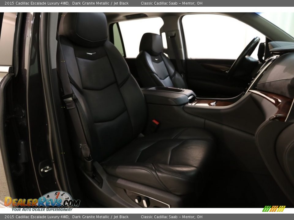 2015 Cadillac Escalade Luxury 4WD Dark Granite Metallic / Jet Black Photo #16