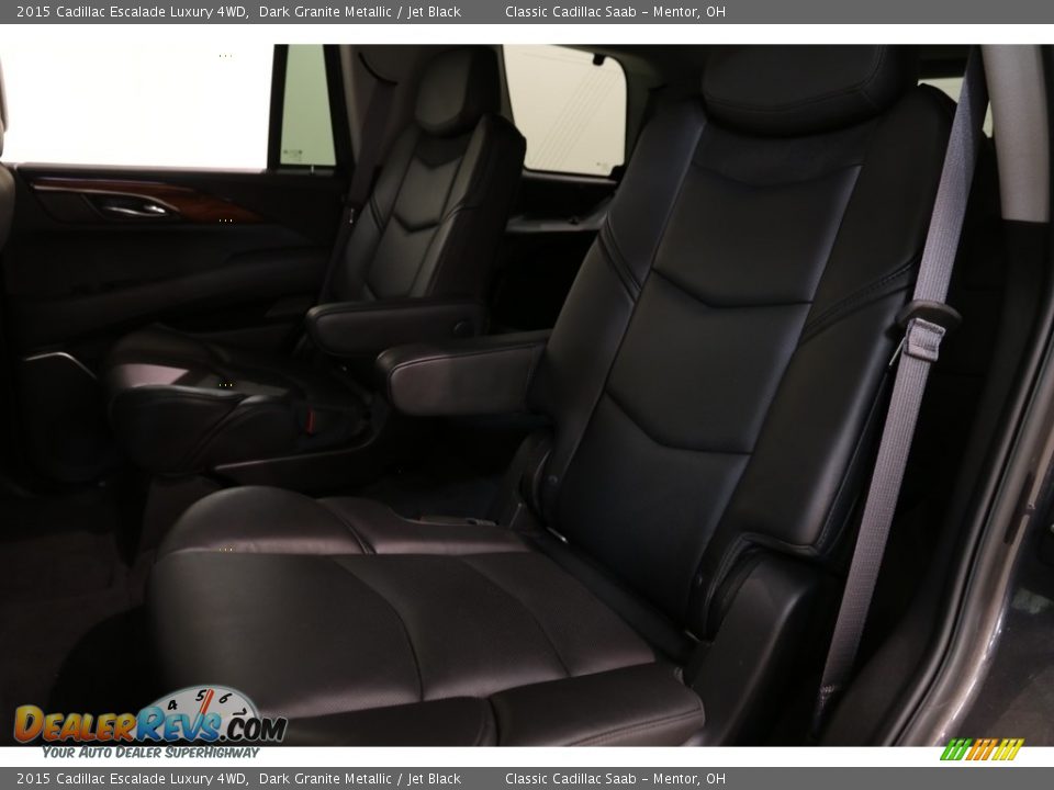 2015 Cadillac Escalade Luxury 4WD Dark Granite Metallic / Jet Black Photo #18