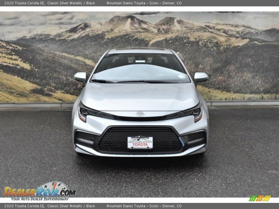 2020 Toyota Corolla SE Classic Silver Metallic / Black Photo #2