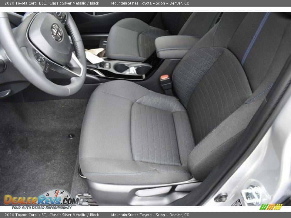 2020 Toyota Corolla SE Classic Silver Metallic / Black Photo #6