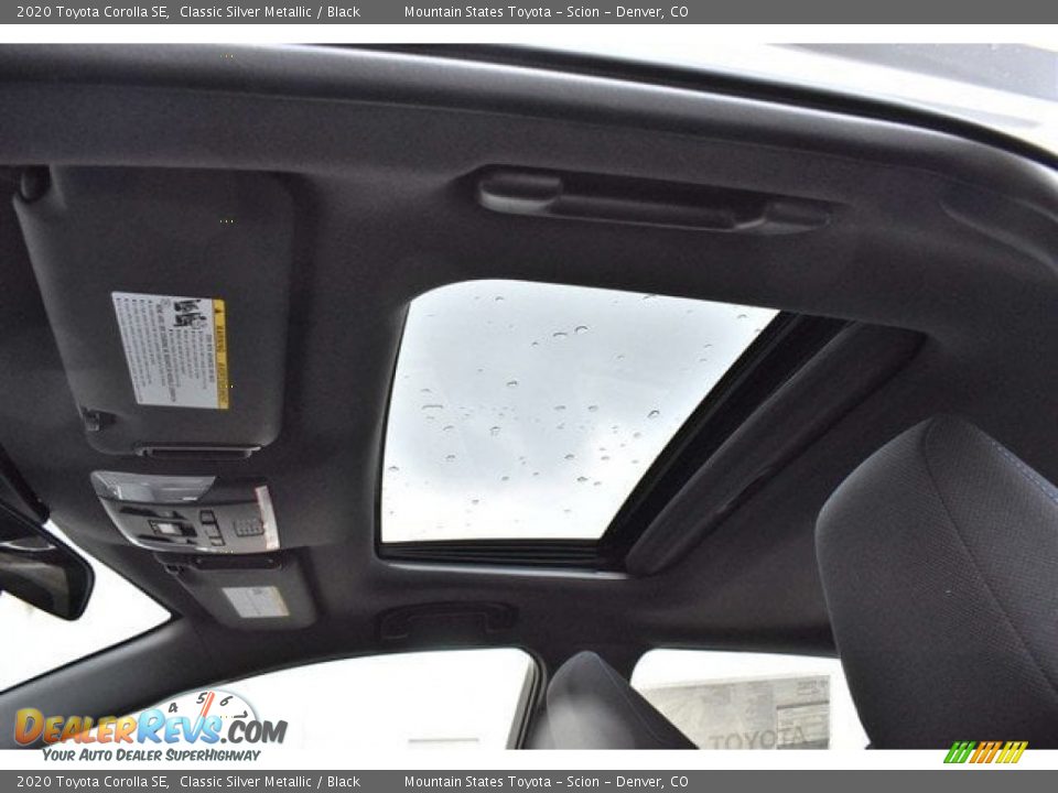 2020 Toyota Corolla SE Classic Silver Metallic / Black Photo #8