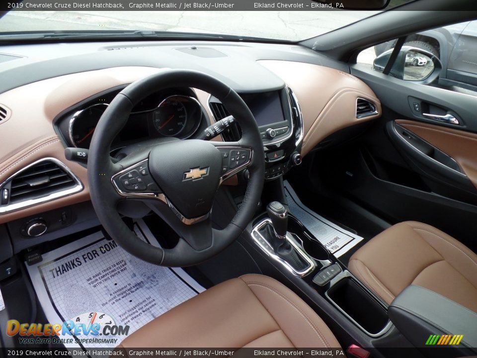 Jet Black/­Umber Interior - 2019 Chevrolet Cruze Diesel Hatchback Photo #20
