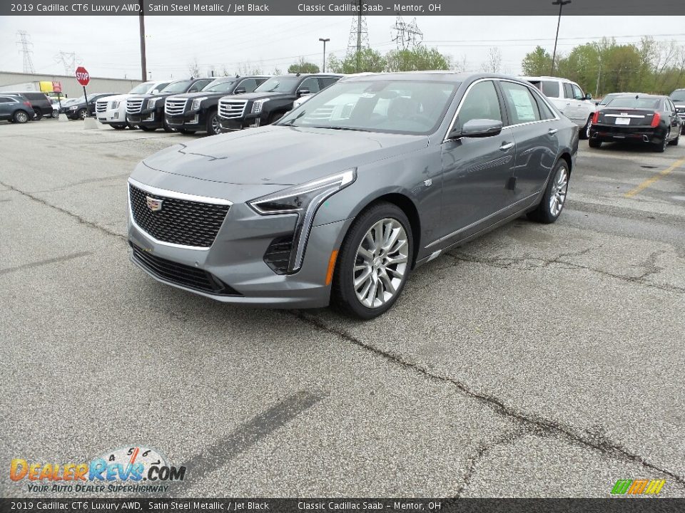 Front 3/4 View of 2019 Cadillac CT6 Luxury AWD Photo #1