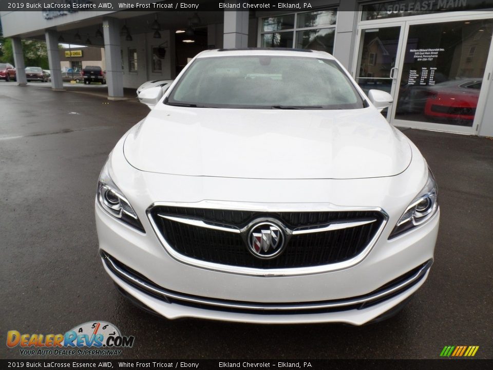 2019 Buick LaCrosse Essence AWD White Frost Tricoat / Ebony Photo #2