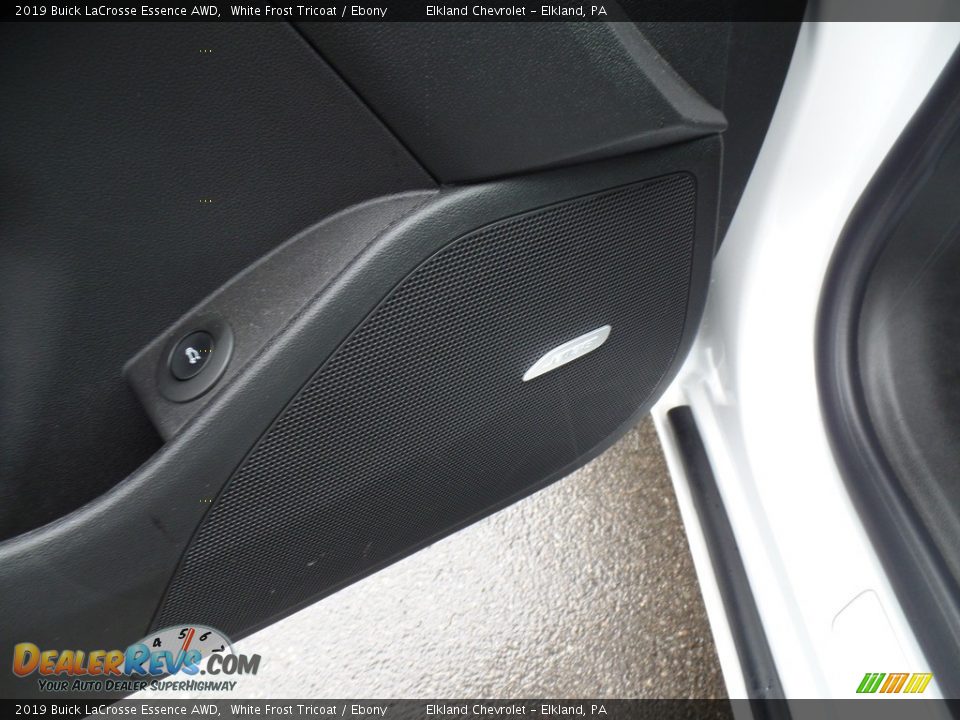 2019 Buick LaCrosse Essence AWD White Frost Tricoat / Ebony Photo #14