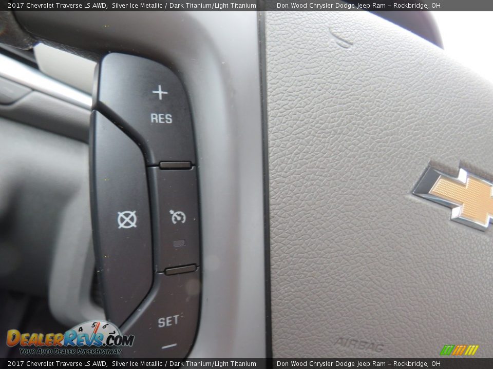 2017 Chevrolet Traverse LS AWD Silver Ice Metallic / Dark Titanium/Light Titanium Photo #24