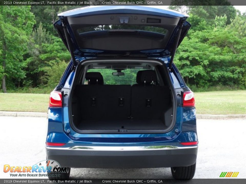 2019 Chevrolet Equinox LT Trunk Photo #24