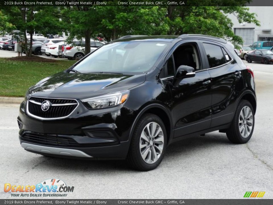 Front 3/4 View of 2019 Buick Encore Preferred Photo #5