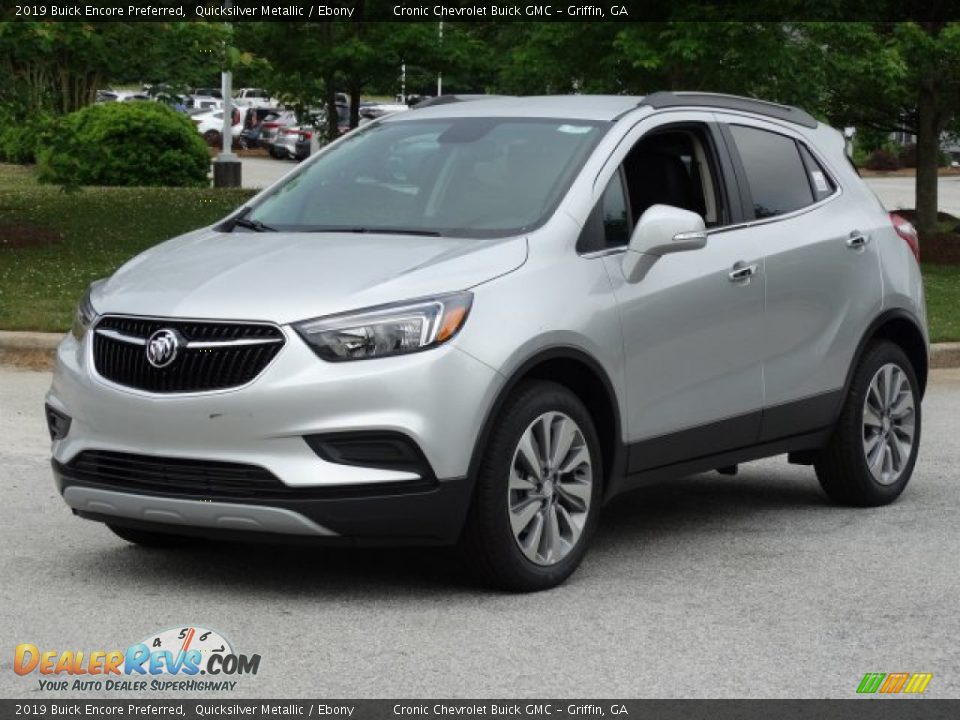 Front 3/4 View of 2019 Buick Encore Preferred Photo #5