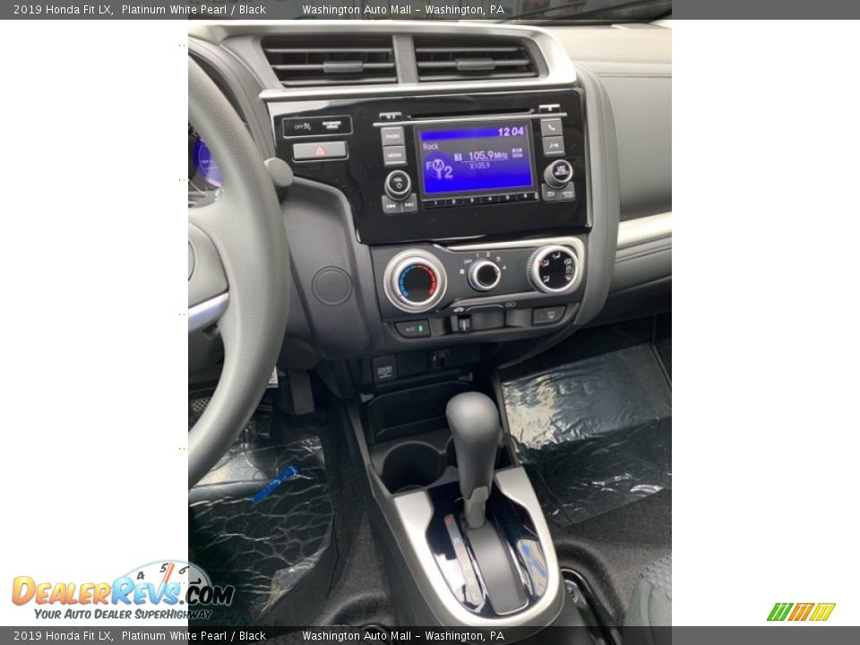 2019 Honda Fit LX Platinum White Pearl / Black Photo #29