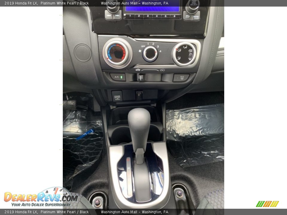 2019 Honda Fit LX Platinum White Pearl / Black Photo #31