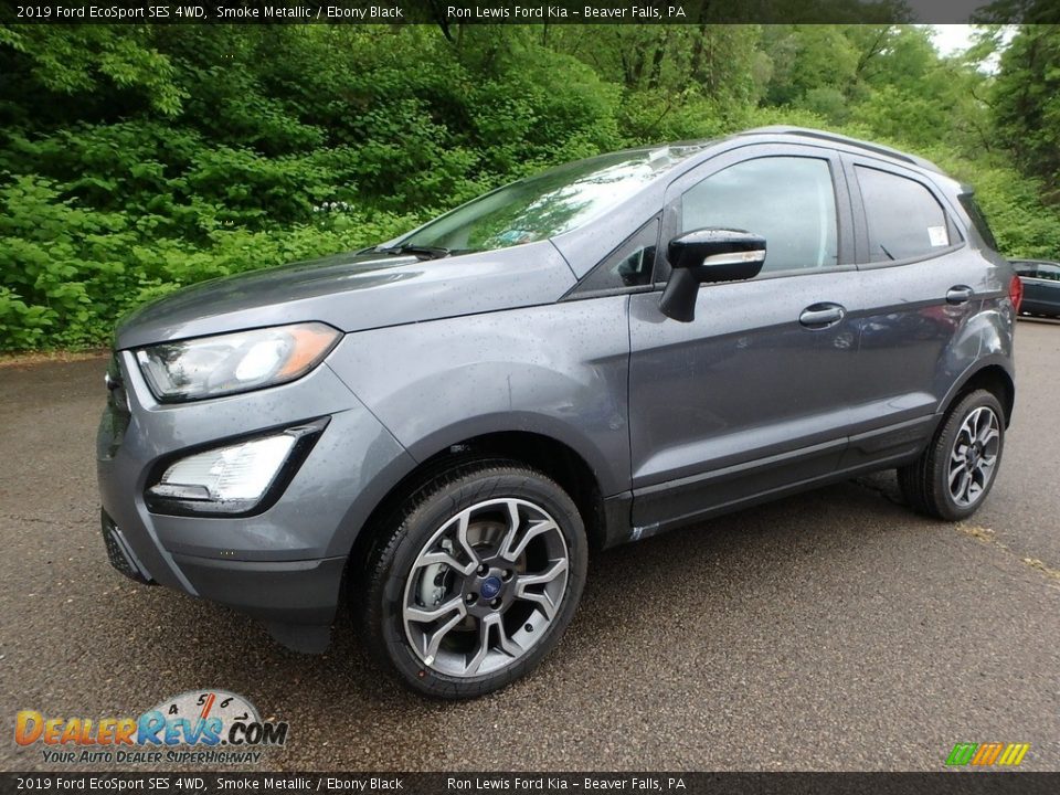 Front 3/4 View of 2019 Ford EcoSport SES 4WD Photo #7